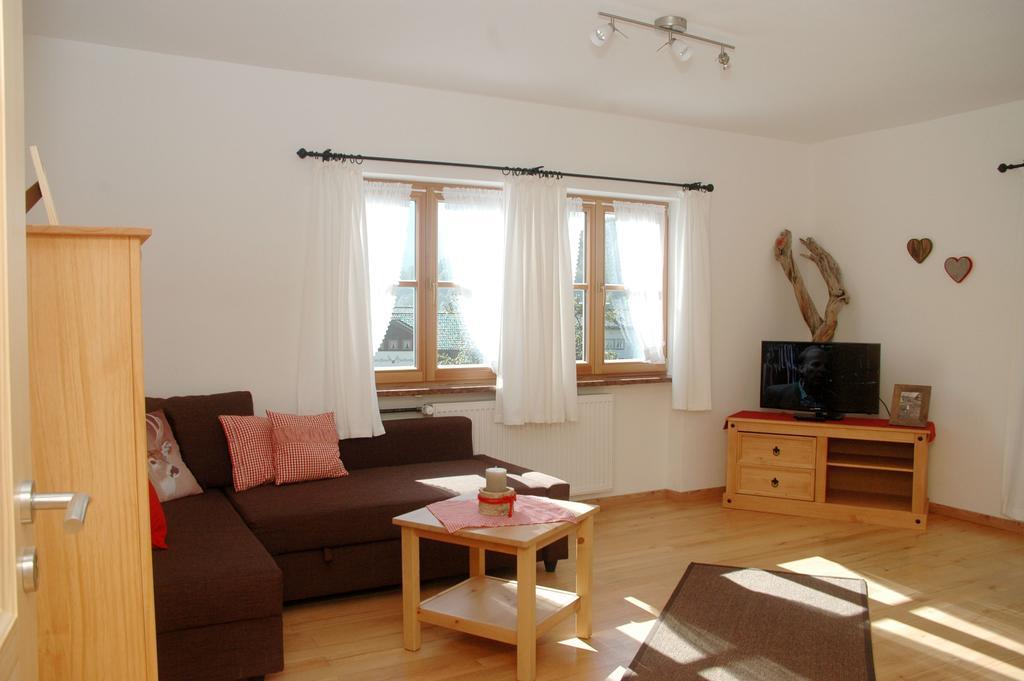 Haus Sonnenruh Apartment Митенвалд Стая снимка
